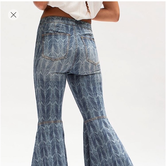 Free People Just Float On Printed Flare Jeans - Picture 3 of 8